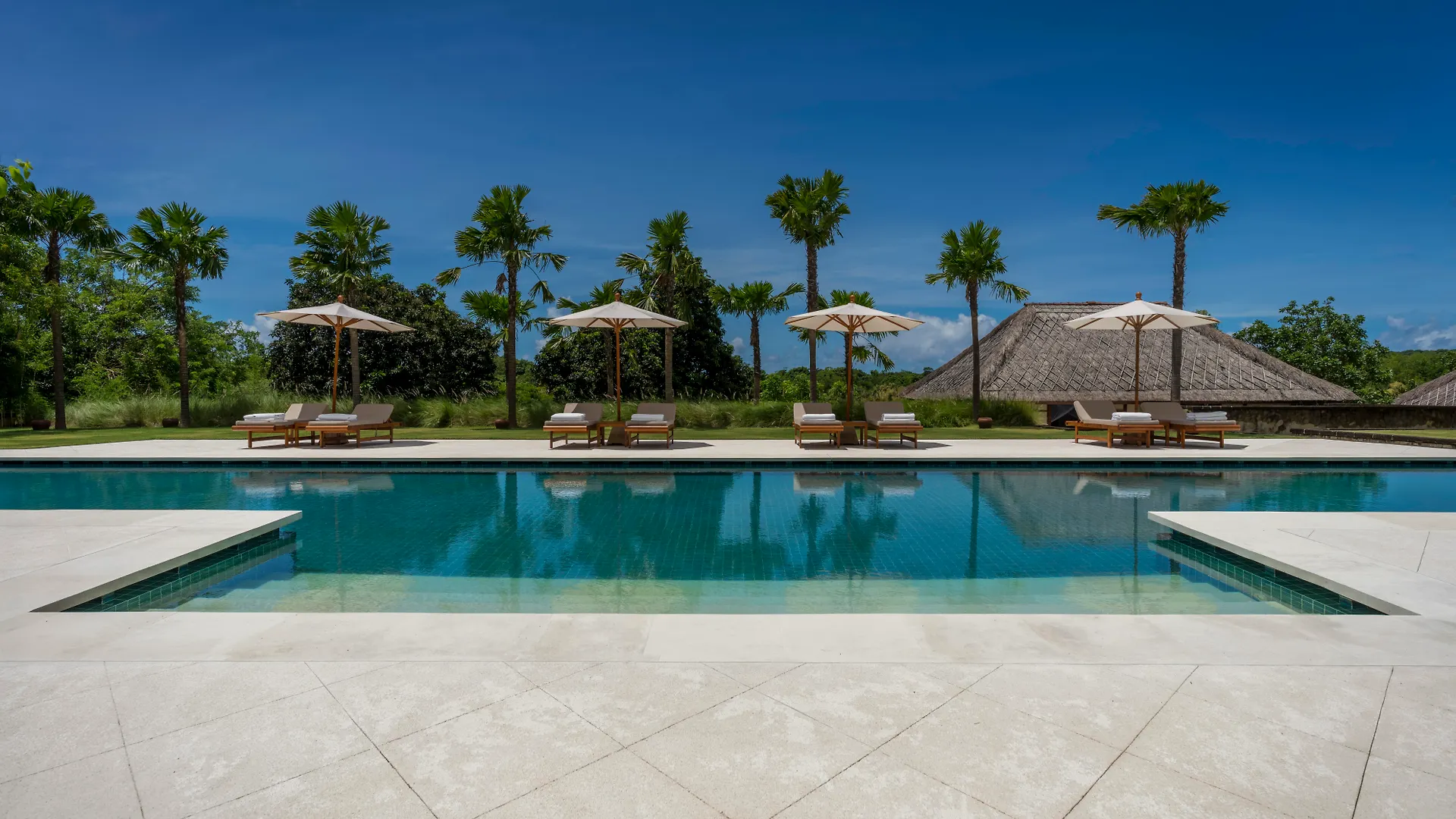 Revivo Wellness Resort 努沙杜瓦