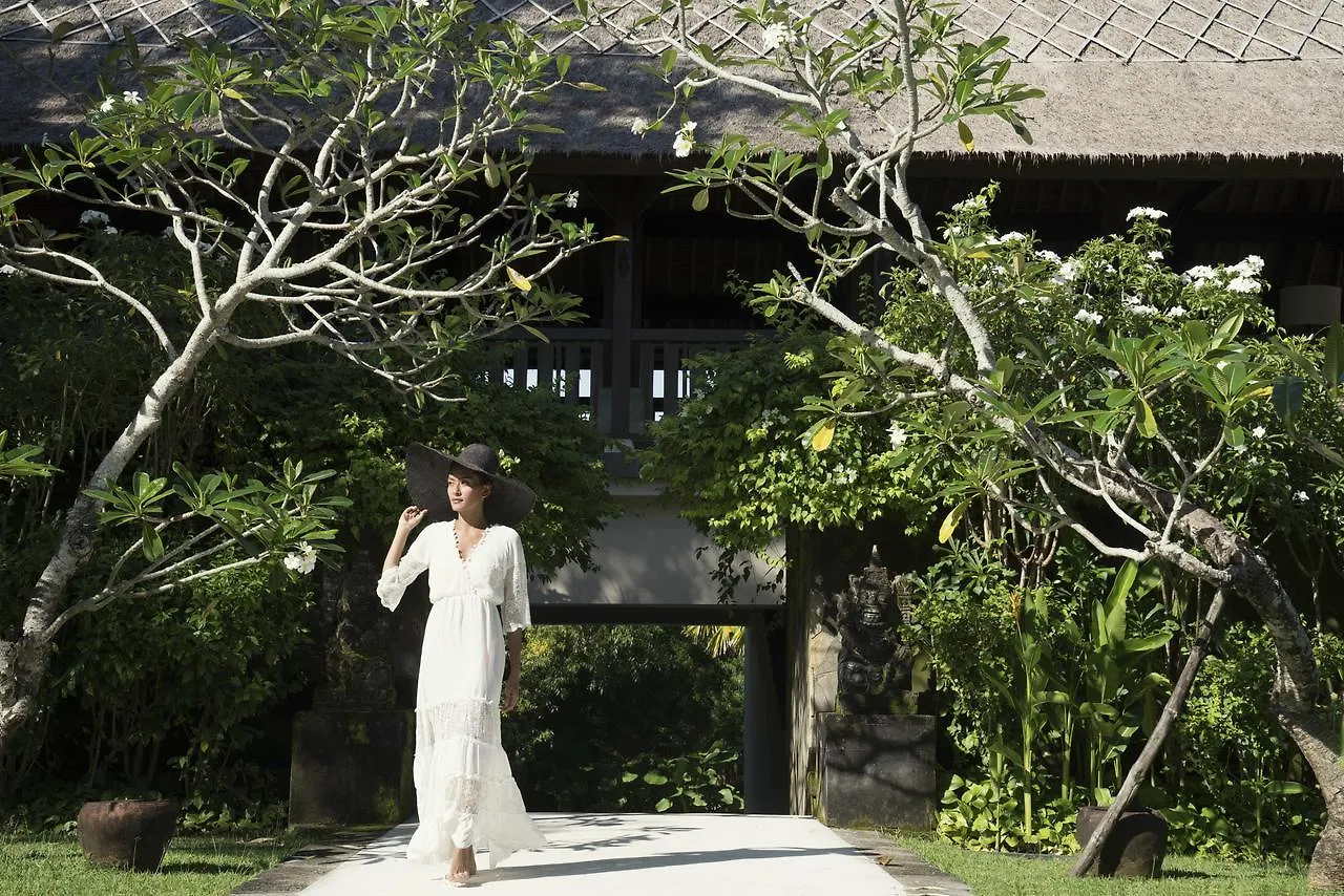 Revivo Wellness Resort 努沙杜瓦